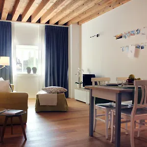 https://centrale-mazzoni-15.hotelslidodijesolo.com