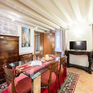 https://ca-del-carro.hotelslidodijesolo.com